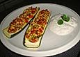 Travelamigos gef&uuml;llte Zucchini "griechisch" mit Tomaten und Schafsk&auml;se