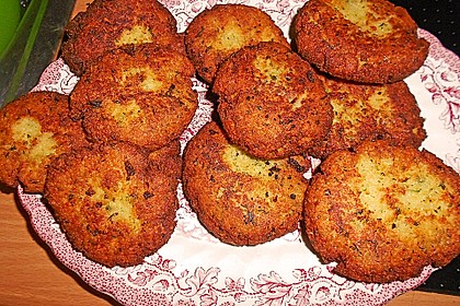 Couscous-Bratlinge mit Käse 35