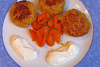 Couscous-Bratlinge mit Käse 19