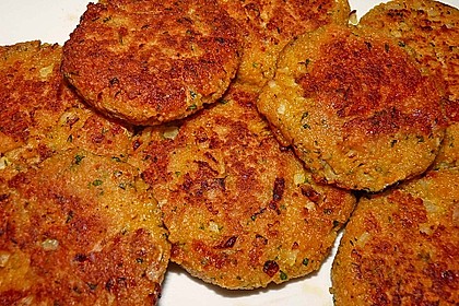Couscous-Bratlinge mit Käse 16