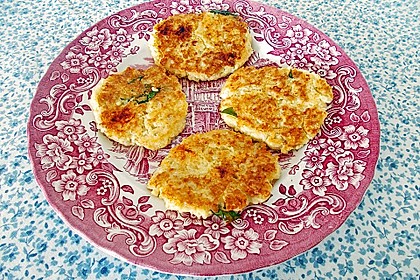 Couscous-Bratlinge mit Käse 51