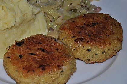 Couscous-Bratlinge mit Käse 18