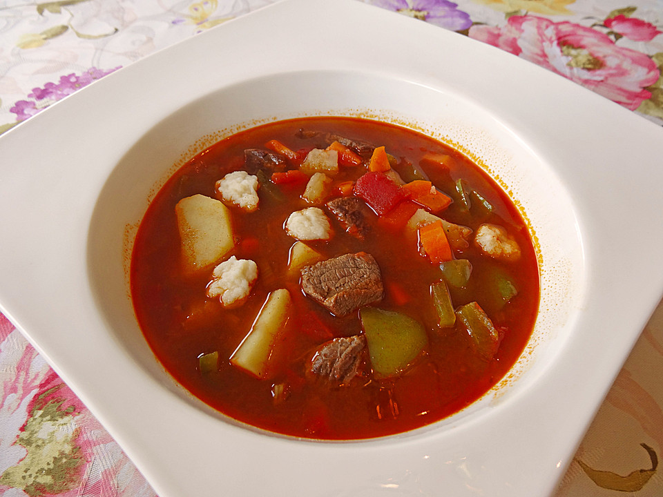 Gulaschsuppe - Gulysleves Mamas Rezepte - mit Bild und