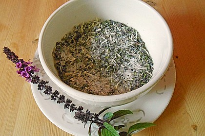 Basilikum-Parmesan-Salz 2