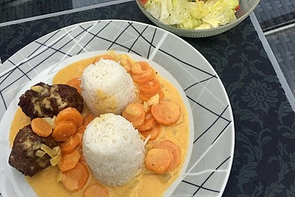 Hackbällchen in Möhren-Currysoße 20
