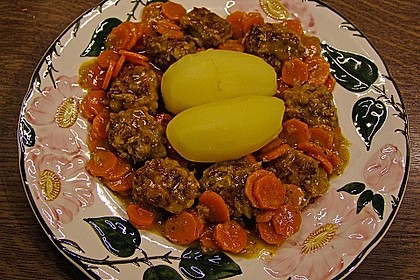 Hackbällchen in Möhren-Currysoße 13