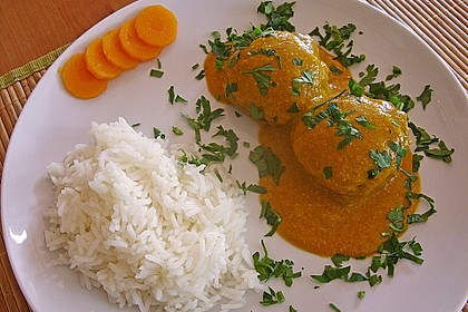 Hackbällchen in Möhren-Currysoße 11