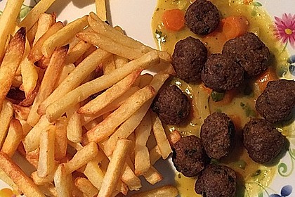 Hackbällchen in Möhren-Currysoße 32