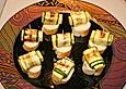 Pincho mit Zucchini-Schafsk&auml;se-R&ouml;llchen