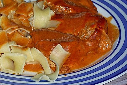 Schweinefilets mit Bacon und Tomatensahnesoße überbacken 17