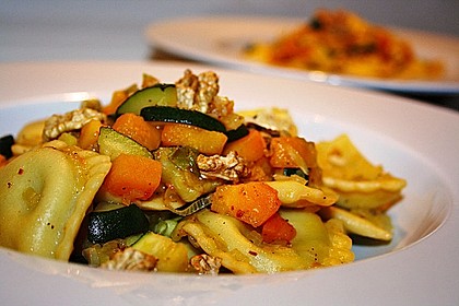 Nudeln mit Butternut- oder Hokkaido-Kürbis 3