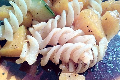 Nudeln mit Butternut- oder Hokkaido-Kürbis 11