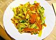 Safrannudeln mit M&ouml;hren und Zucchini
