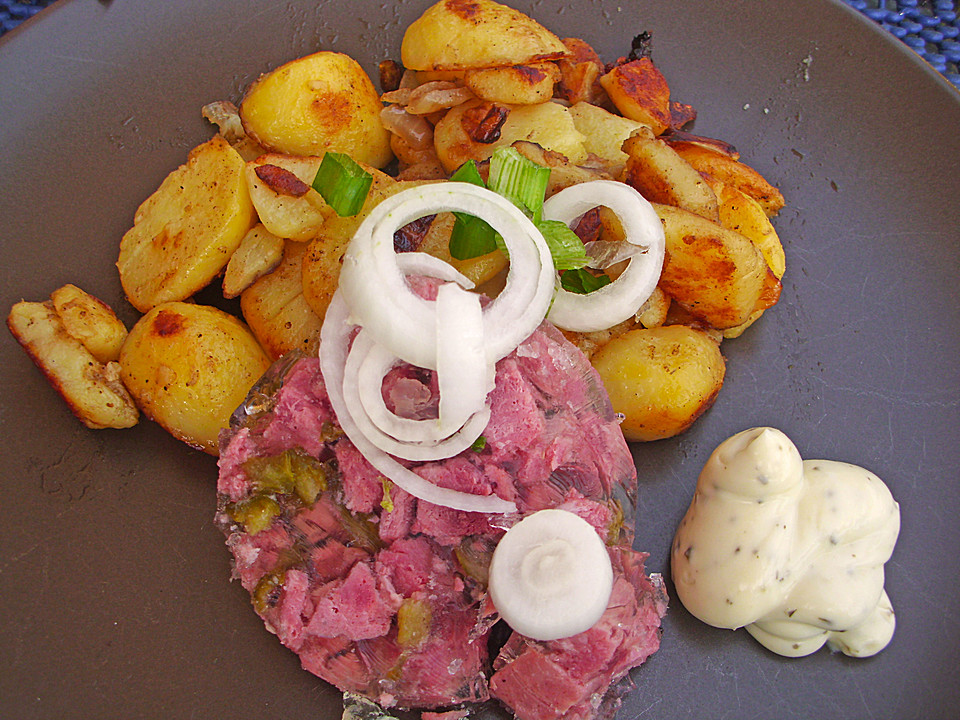 Bratkartoffeln mit Sülze (Rezept mit Bild) von schneckentony | Chefkoch.de