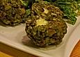 Spinatkn&ouml;del mit K&auml;sekern