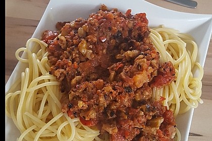 Nuss-Bolognese 11
