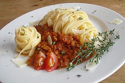 Nuss-Bolognese 1