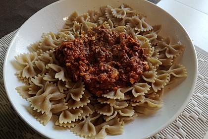 Nuss-Bolognese 19