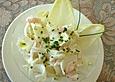 Chicor&eacute;e-Pomelo-Crevetten Salat mit Sauerrahm-Dressing