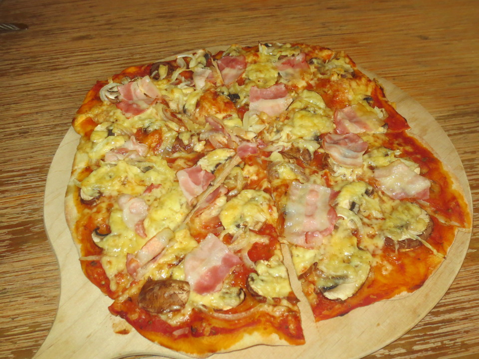 Schinken-Pilz-Pizza (Rezept mit Bild) von McMoe | Chefkoch.de