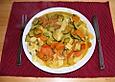 Nudel-Gem&uuml;sepfanne mit Currysauce