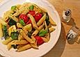 Penne Rigate mit Zucchini und Tomate