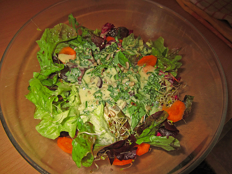 Rezept: Joghurt-Salat-Dressing selbst gemacht