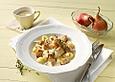Gnocchi mit Puten-Gorgonzola-Ragout, Birne und Thymian