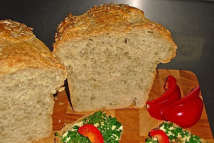 Dinkelbrot mit Leinsamen und Sonnenblumenkernen 10