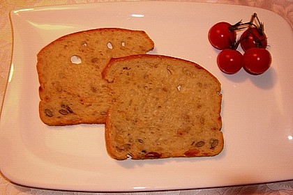 Dinkelbrot mit Leinsamen und Sonnenblumenkernen 7