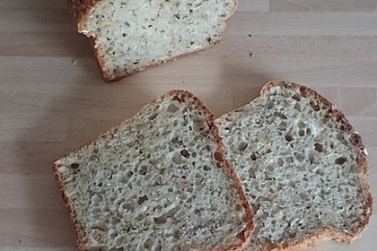 Dinkelbrot mit Leinsamen und Sonnenblumenkernen 13