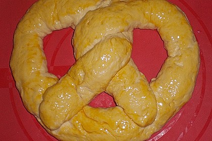 Große Neujahrsbrezel 75