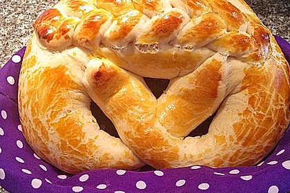 Große Neujahrsbrezel 16