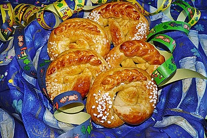 Große Neujahrsbrezel 9