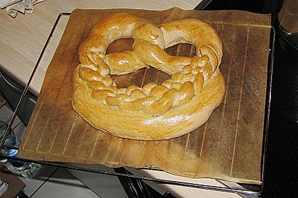 Große Neujahrsbrezel 32