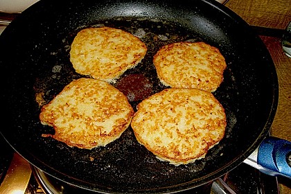 Großmutters Reibekuchen 55