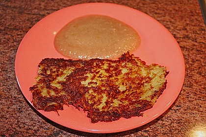 Großmutters Reibekuchen 56