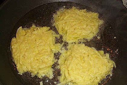 Großmutters Reibekuchen 79