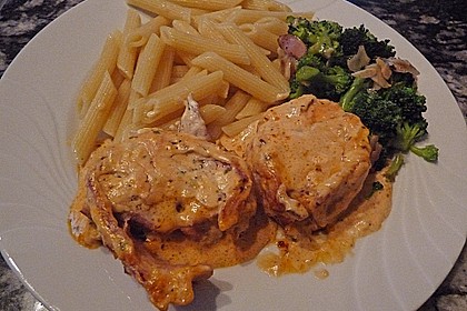Schweinefilets im Schinkenmantel an Cognacsahne 21