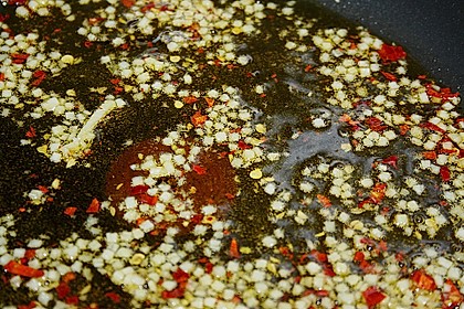 Chili - Spaghetti mit Knoblauch 4
