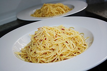 Chili - Spaghetti mit Knoblauch 6