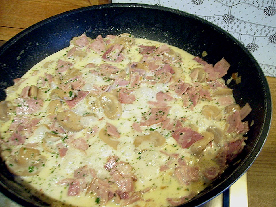 Nudeln in Käse - Sahne Sauce (Rezept mit Bild) von humstein | Chefkoch.de