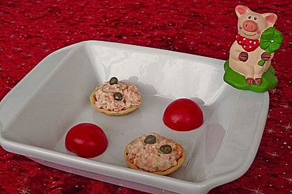 Canap&eacute;s mit Lachsmousse 3