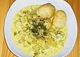 Staudensellerie in Currysauce