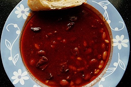Herzhafte Mitternachtssuppe