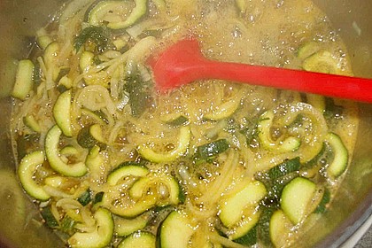 Eingelegte Curry - Zucchini 42