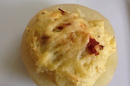 Kohlrabi - Hälften mit pikantem Kartoffel - Häubchen 4