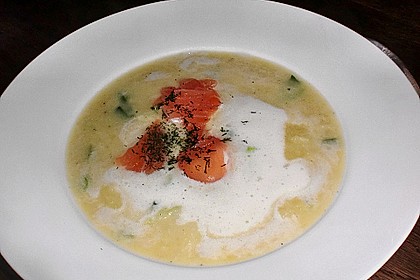 Feine Kartoffelsuppe mit Lachs 10
