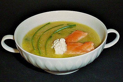 Feine Kartoffelsuppe mit Lachs 4