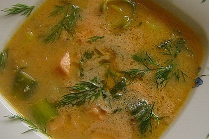 Feine Kartoffelsuppe mit Lachs 5